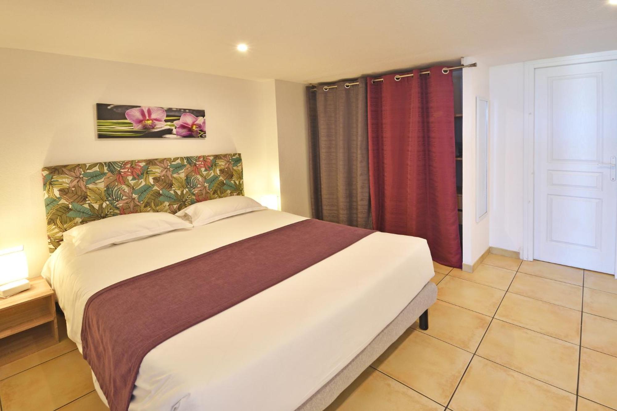 Calvi Appart Hotel Exterior foto